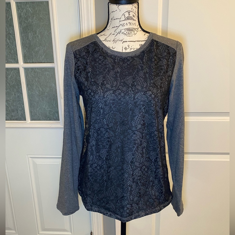Talbots Black Lace & 100% Cotton Gray Long Sleeve T-shirt - Medium/M‎ E